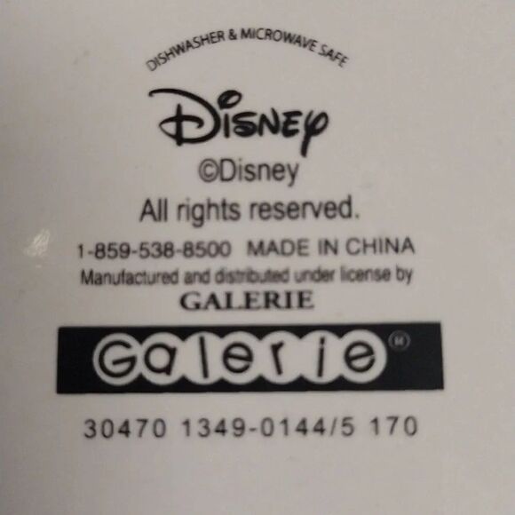 Disney Galerie Red Green Mickey Mouse Oversized 32oz Ceramic Coffee Mug - Picture 10 of 11